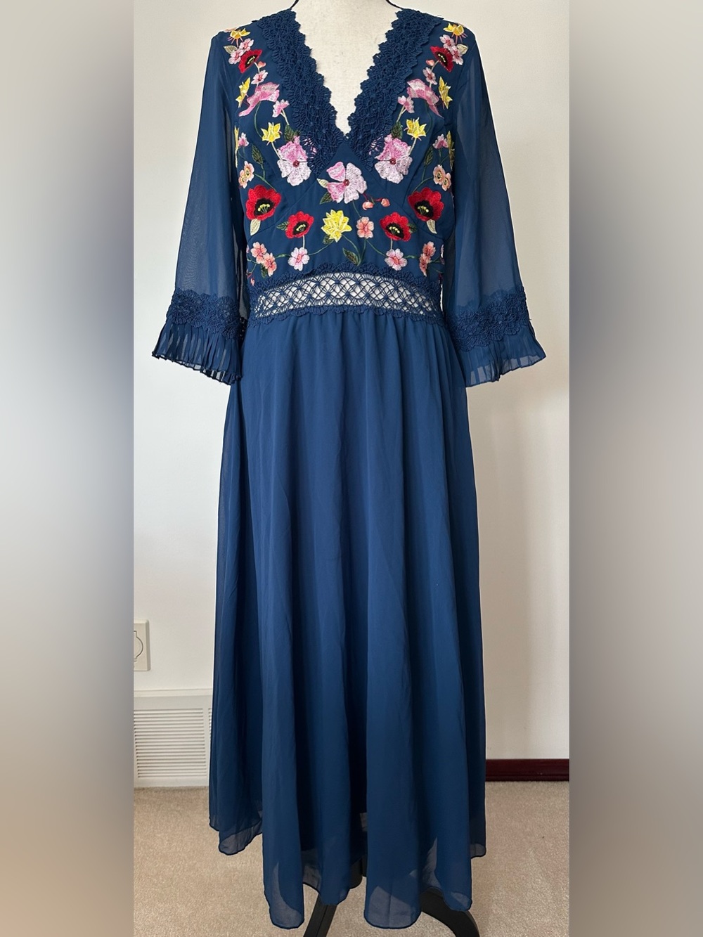Cottagecore Boho Navy Floral Embroidered Crochet Lace Dress 8 Romantic Fairycore - Picture 2 of 14